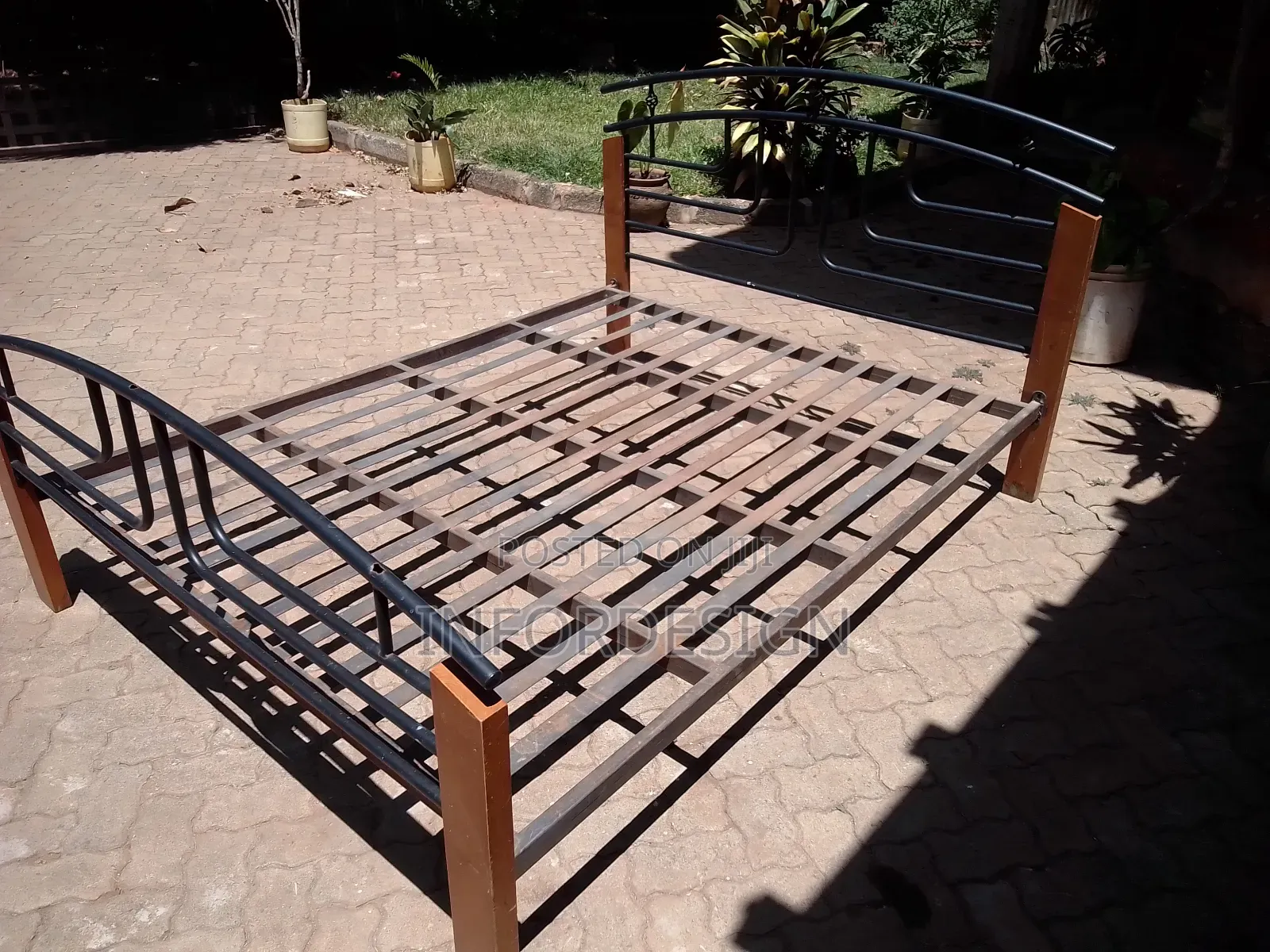 5 by 6 Metallic Bed