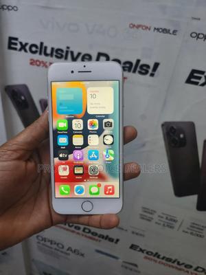 Apple iPhone 7 32 GB Silver - main view