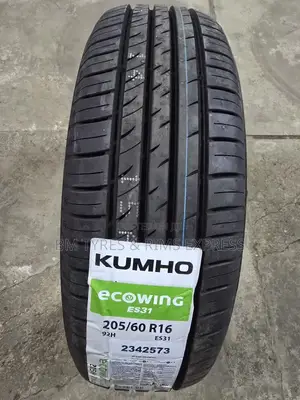205 /60r16 Khumo Tyres.