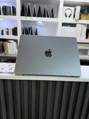 Laptop Apple MacBook Pro 2021 M1 16GB Apple M1 Pro SSD 512GB