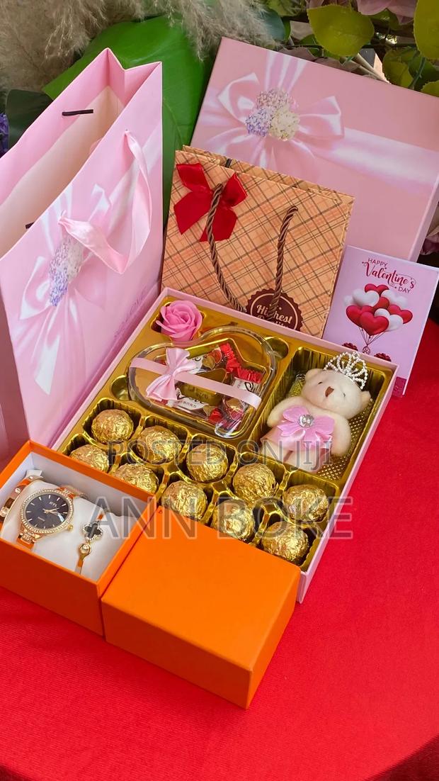 Chocolate Pack With Chocolate - thumbnail 3