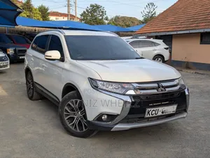 Mitsubishi Outlander SEL FWD 2016 White