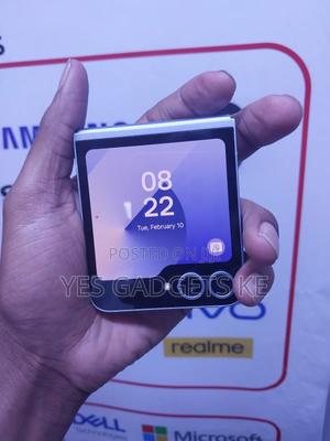 Samsung Galaxy Z Flip6 256 GB Blue - main view