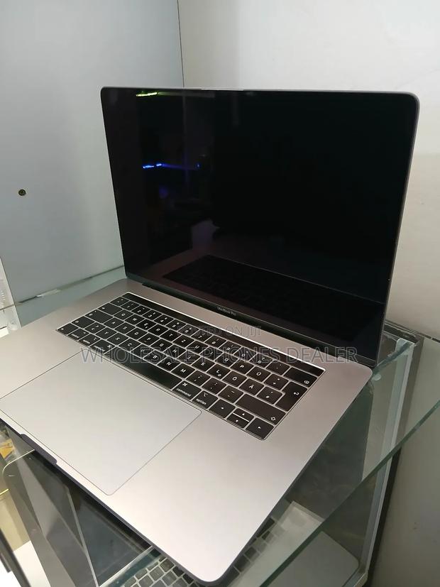 Laptop Apple MacBook Pro 2019 32GB Intel Core i9 SSD 1T