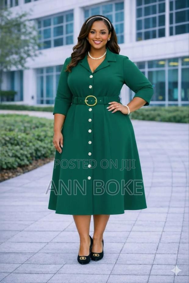 Clasic Dress 
Sizes:44 to 52 - thumbnail 2