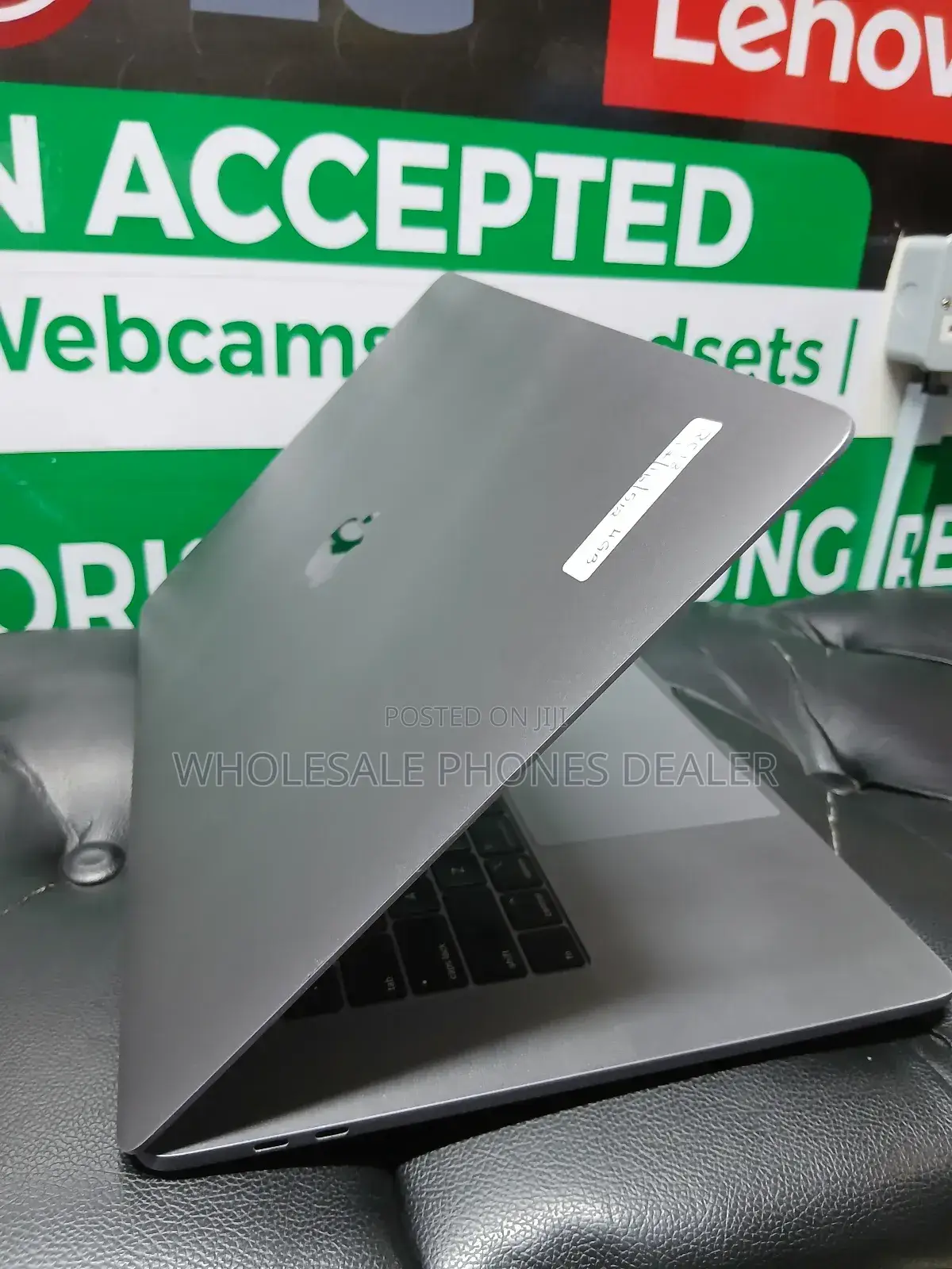 Laptop Apple MacBook 2018 16GB Intel Core i7 SSD 512GB