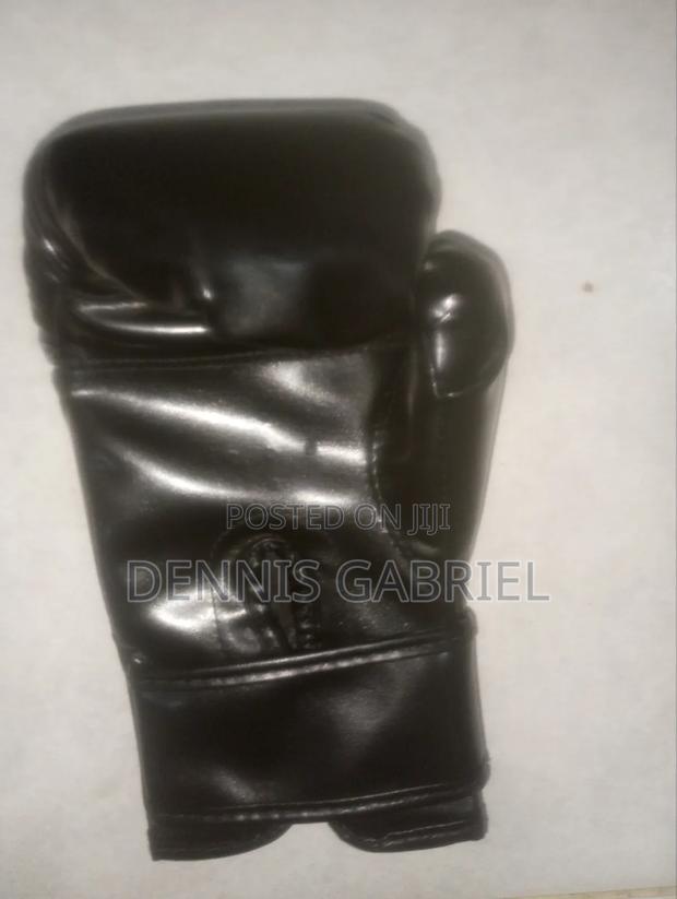 Boxing Gloves - thumbnail 2