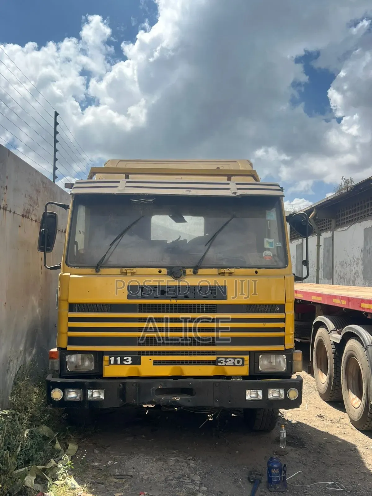 6x4 Scania 113 Prime Mover for Sale