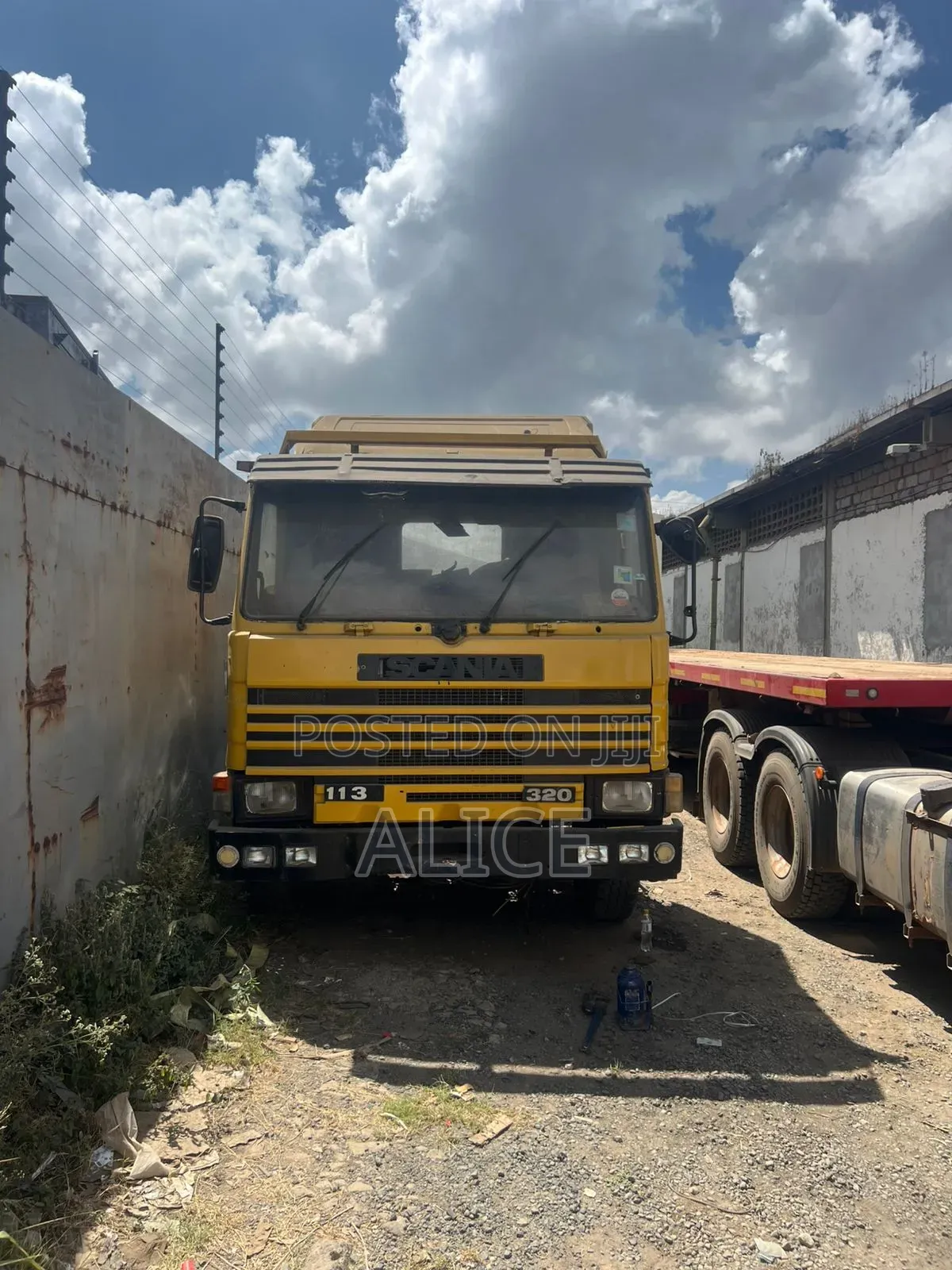 6x4 Scania 113 Prime Mover for Sale
