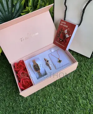 Bracelet/ Floral Ladies Gift Set (Birthday/ Mothers Day Etc