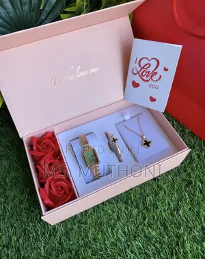 Bracelet/ Floral Ladies Gift Set (Birthday/ Mothers Day Etc