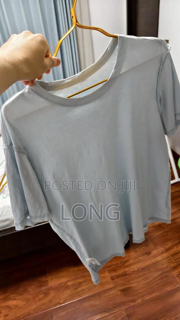 Used Clothes - thumbnail 3
