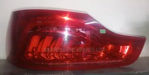 Audi Q7 2017 Tail Lights