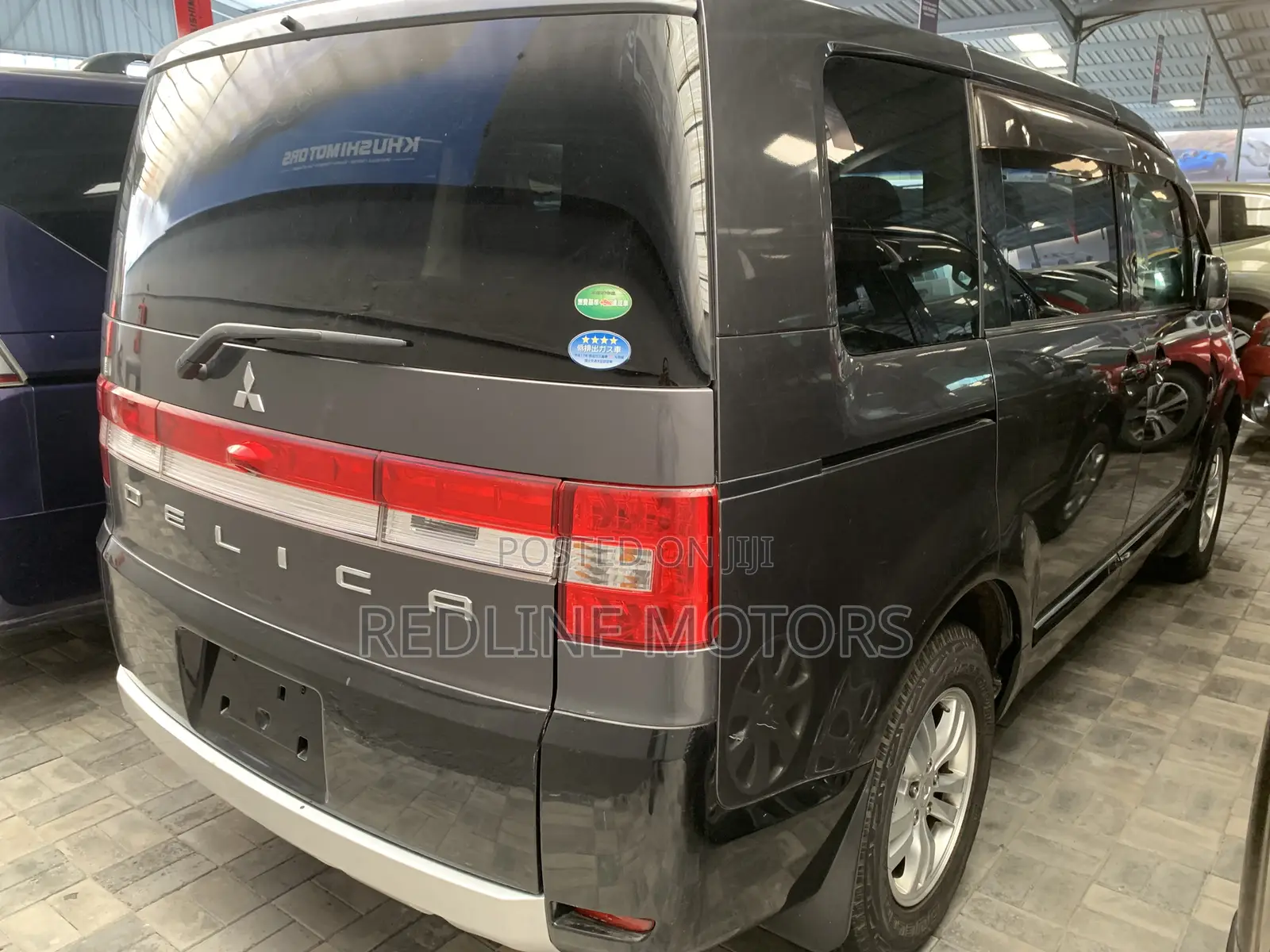 Mitsubishi Delica 2018 Gray