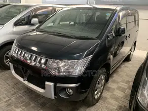 Mitsubishi Delica 2018 Green
