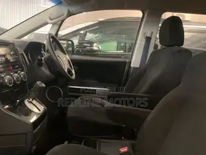 Mitsubishi Delica 2018 Silver
