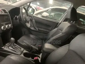 Subaru Forester 2.0XT Touring AWD 2017 Silver