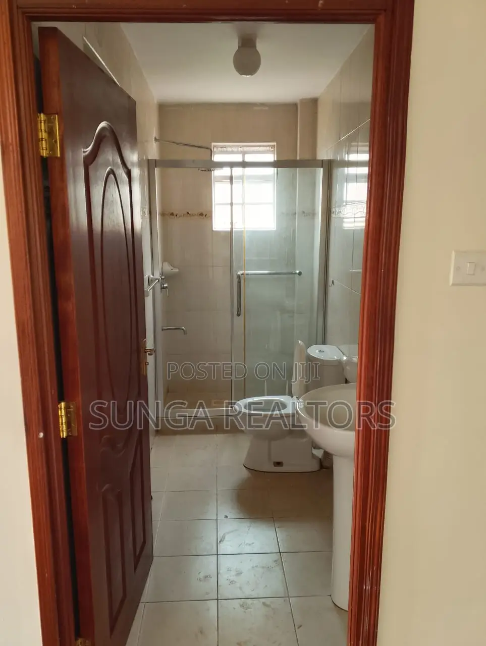 4bdrm House in Paradise Lost Rd., Runda for sale
