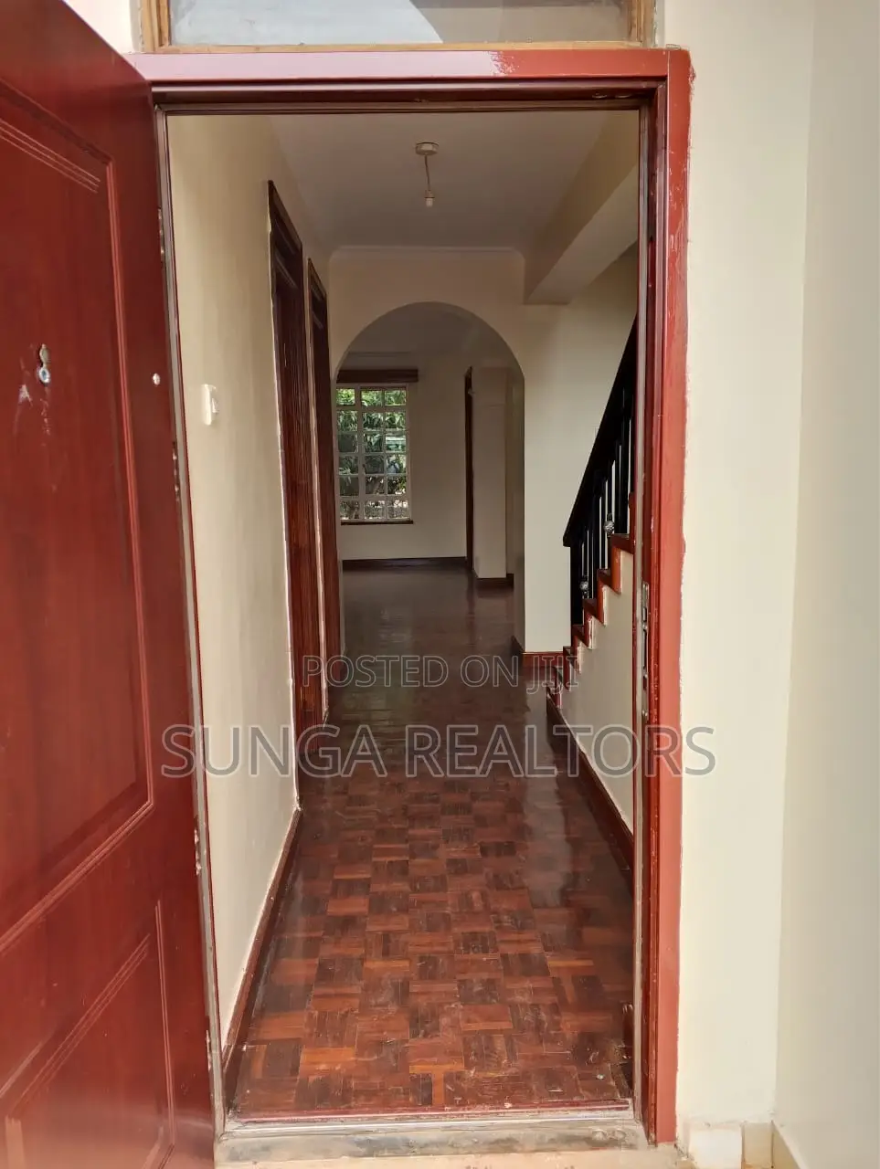 4bdrm House in Paradise Lost Rd., Runda for sale