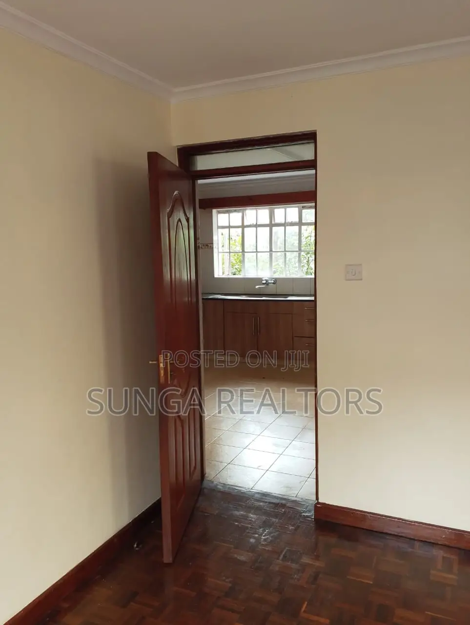 4bdrm House in Paradise Lost Rd., Runda for sale