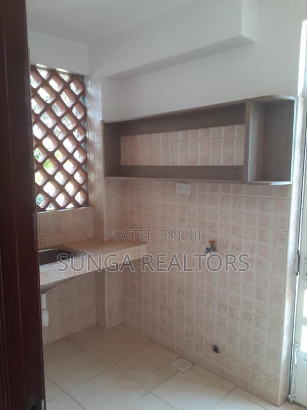4bdrm House in Rosslyn for sale - thumbnail 7