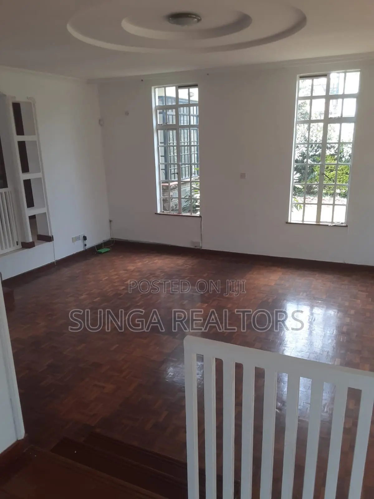 4bdrm House in Rosslyn for sale