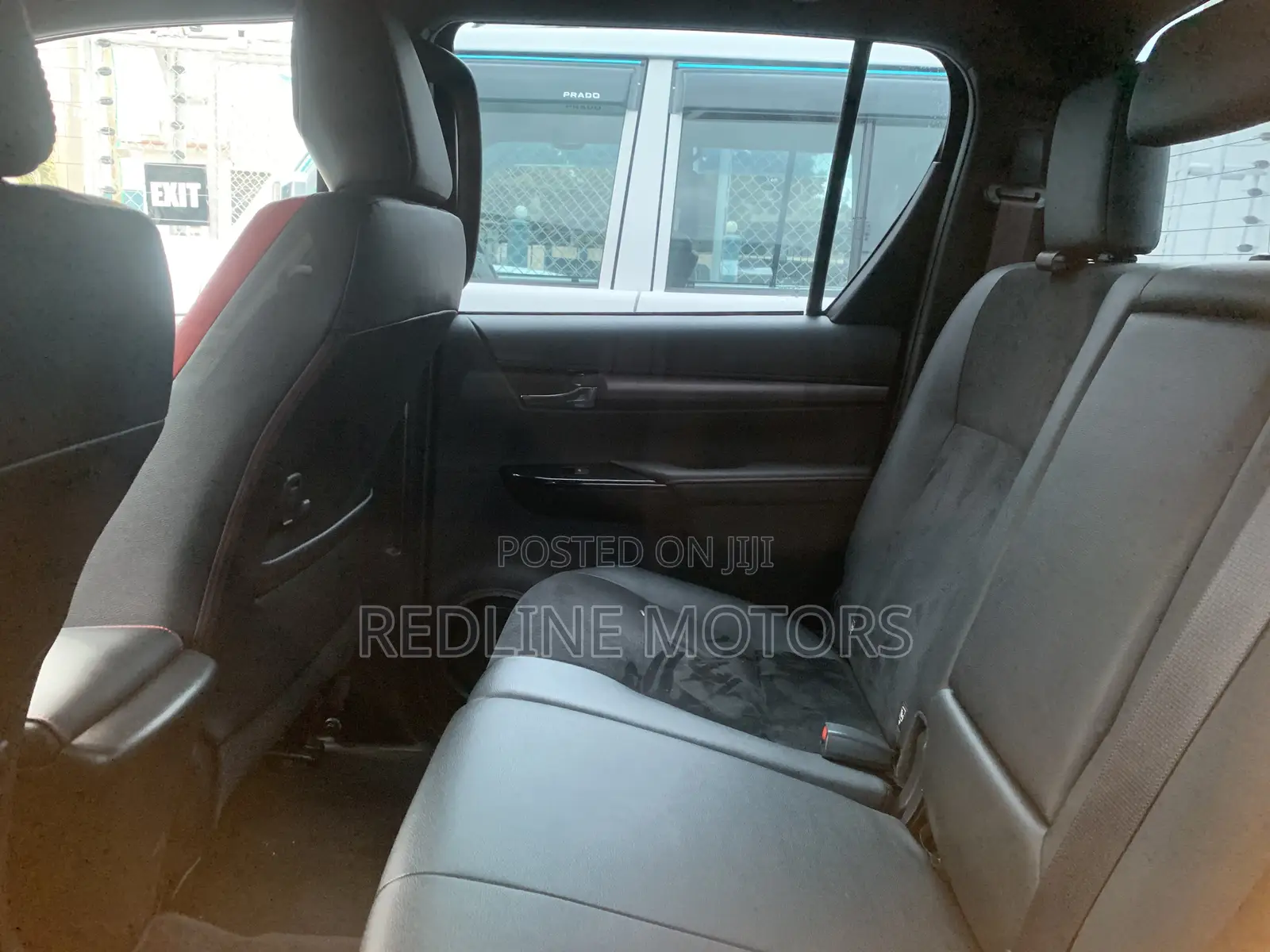 Toyota Hilux Revo Double Cab Deisel 2.4 AWD 2022 Black
