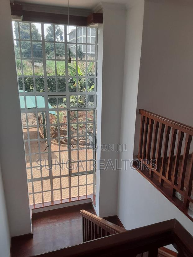 4bdrm House in Rosslyn for sale - thumbnail 15