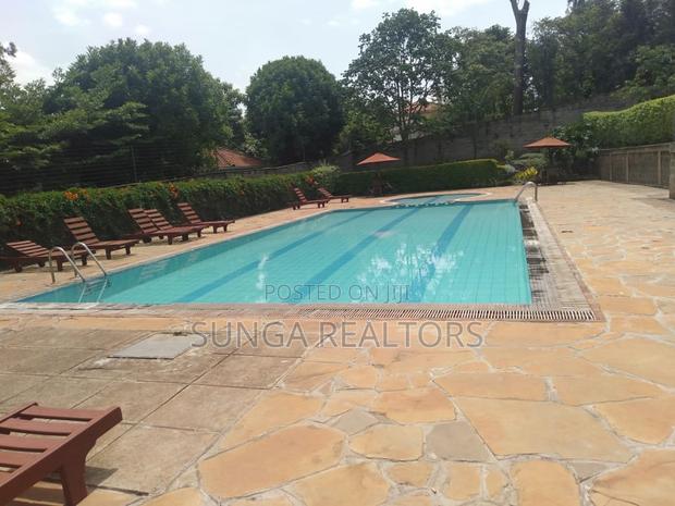 4bdrm House in Rosslyn for sale - thumbnail 18