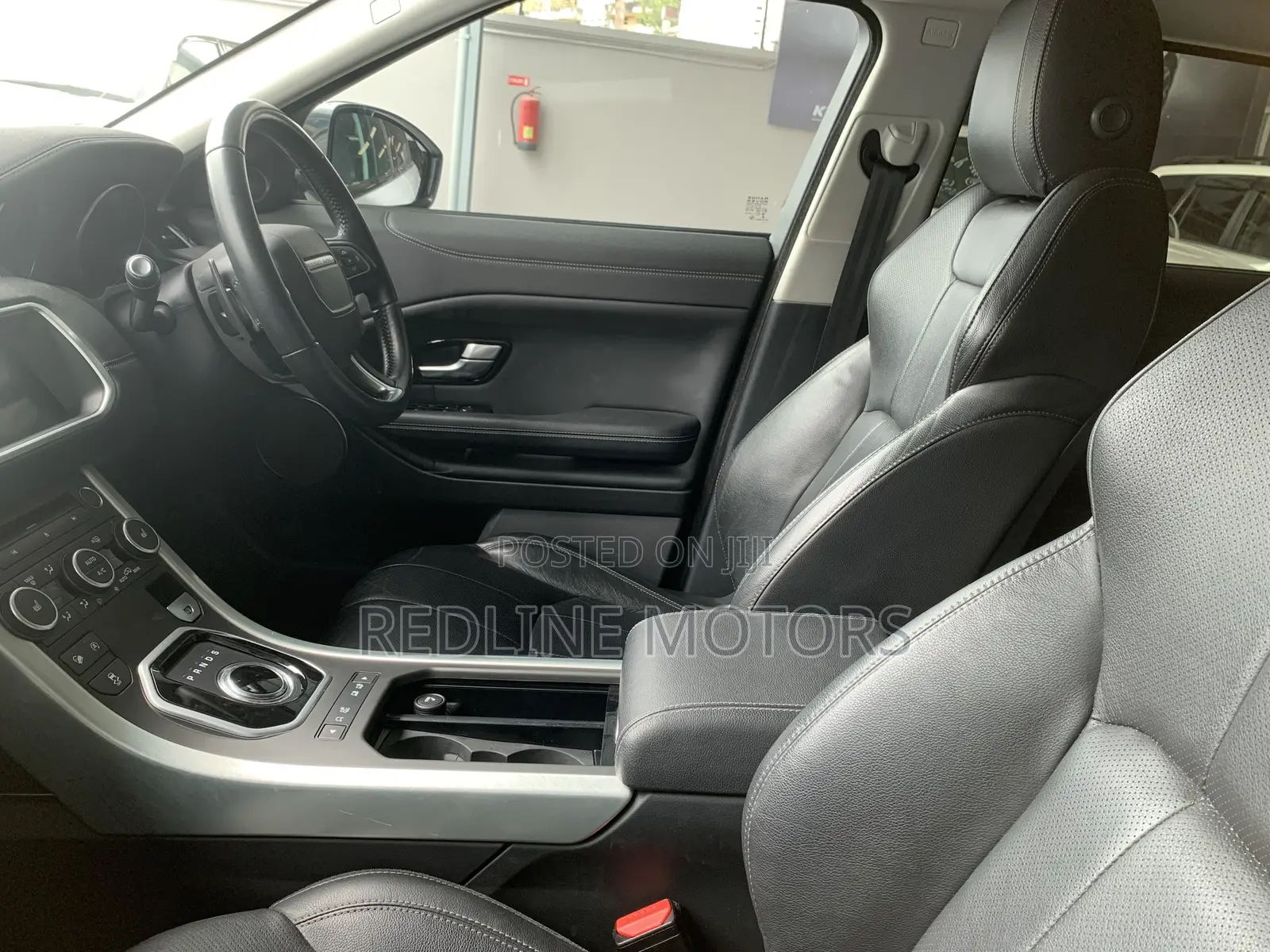 Land Rover Range Rover Evoque HSE 4x4 5-Door 2017 White