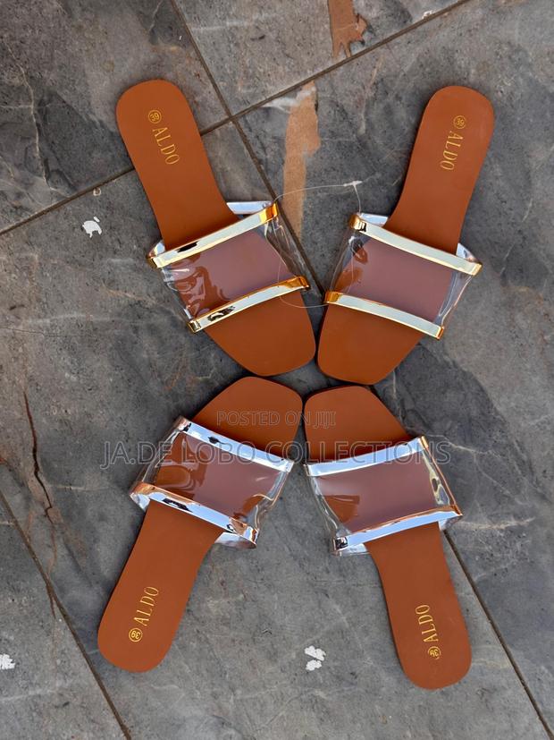 Ladies Sandals - thumbnail 3