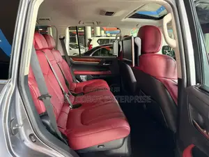 Lexus LX 570 AWD 2016 Gray