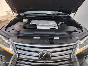 Lexus LX 570 AWD 2018 Black
