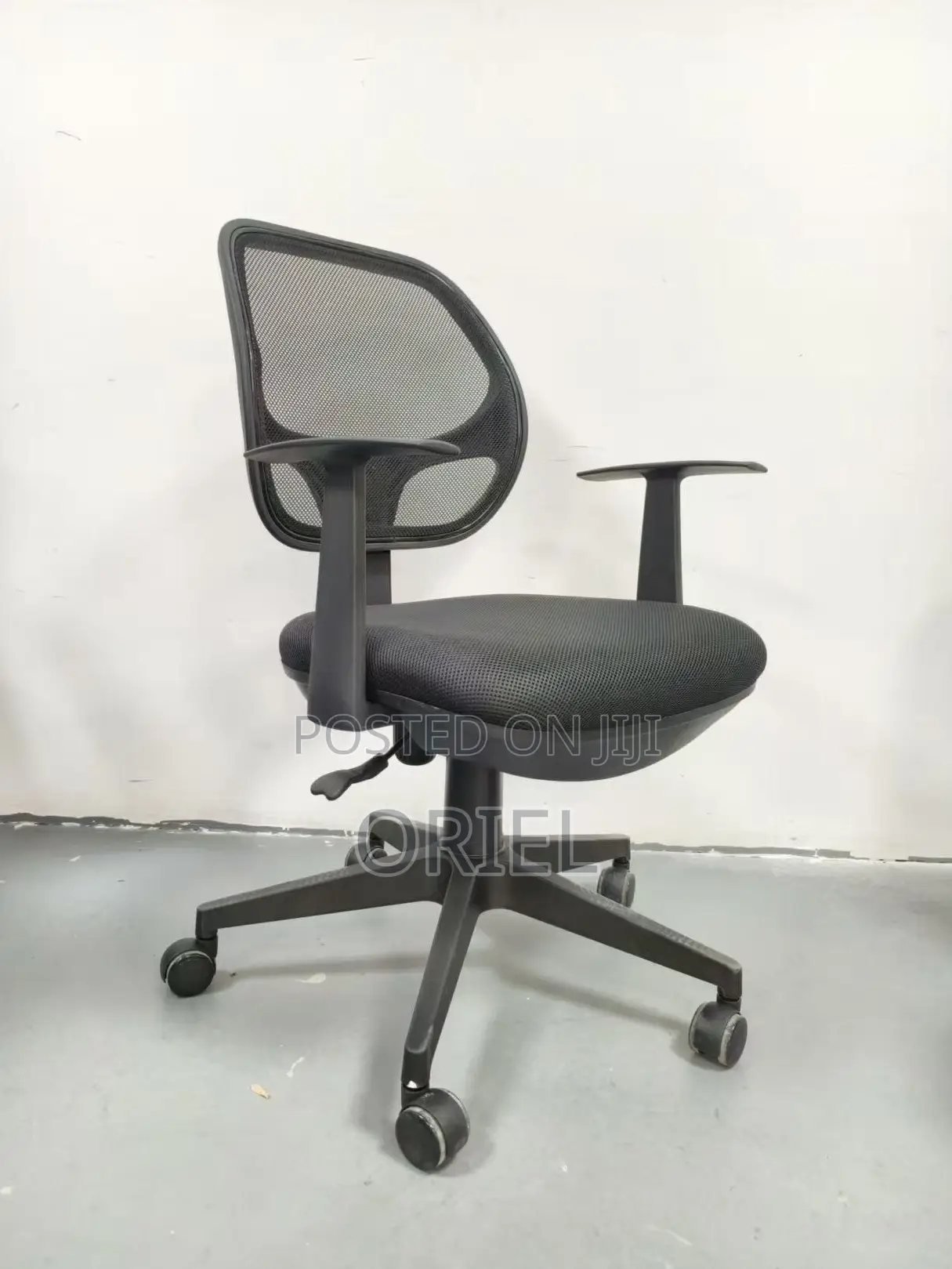 Office Chairs; Comfort-Fit Low-Back High-Height Counter Office Chair