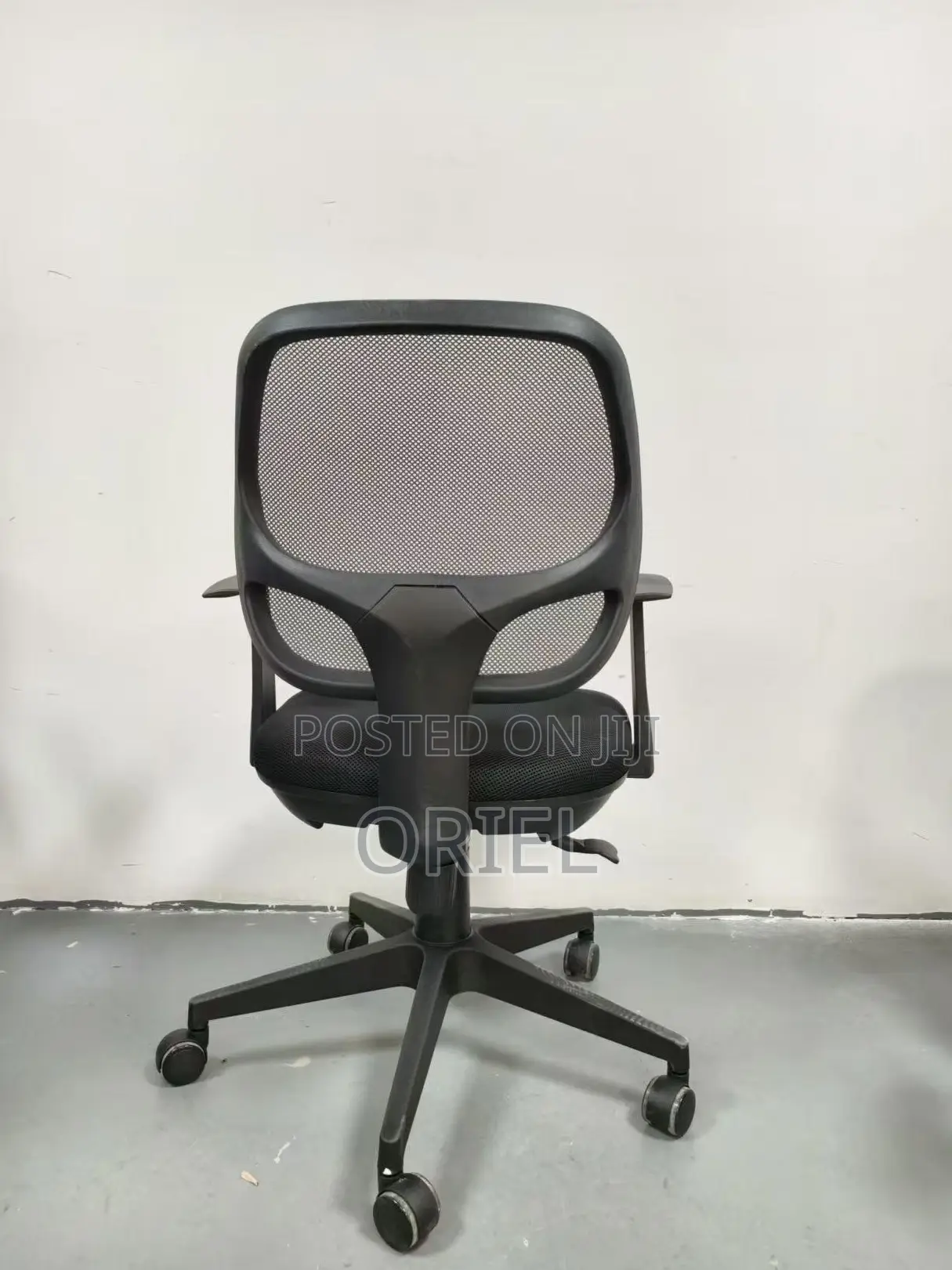 Office Chairs; Comfort-Fit Low-Back High-Height Counter Office Chair
