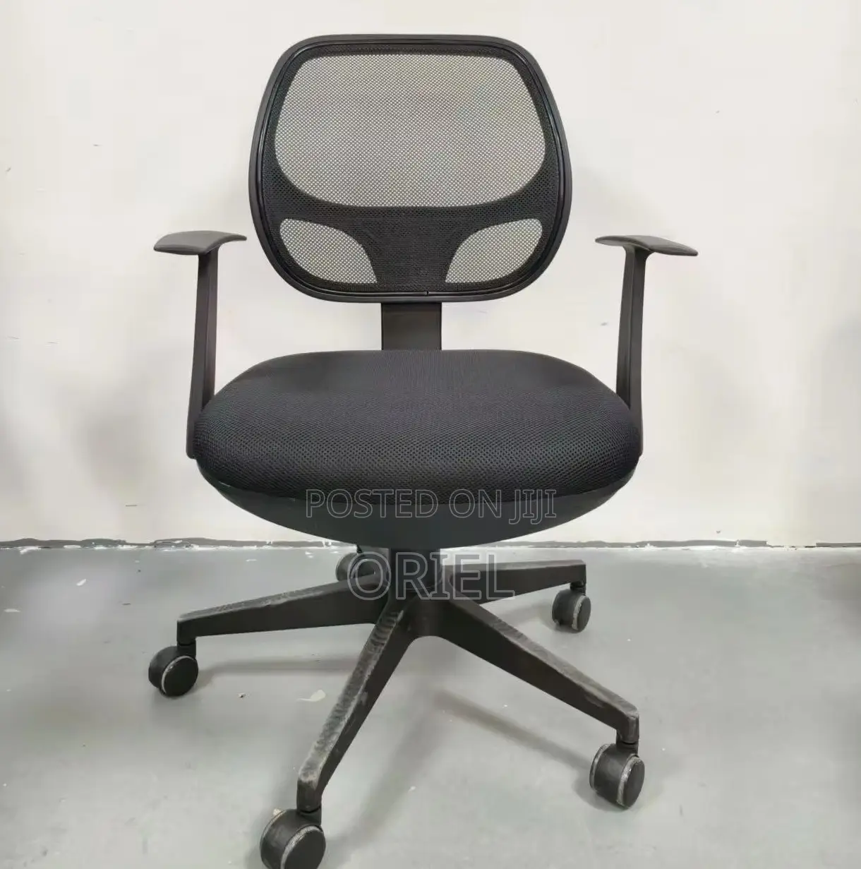 Office Chairs; Comfort-Fit Low-Back High-Height Counter Office Chair