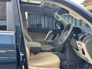 Toyota Land Cruiser Prado 2017 Blue