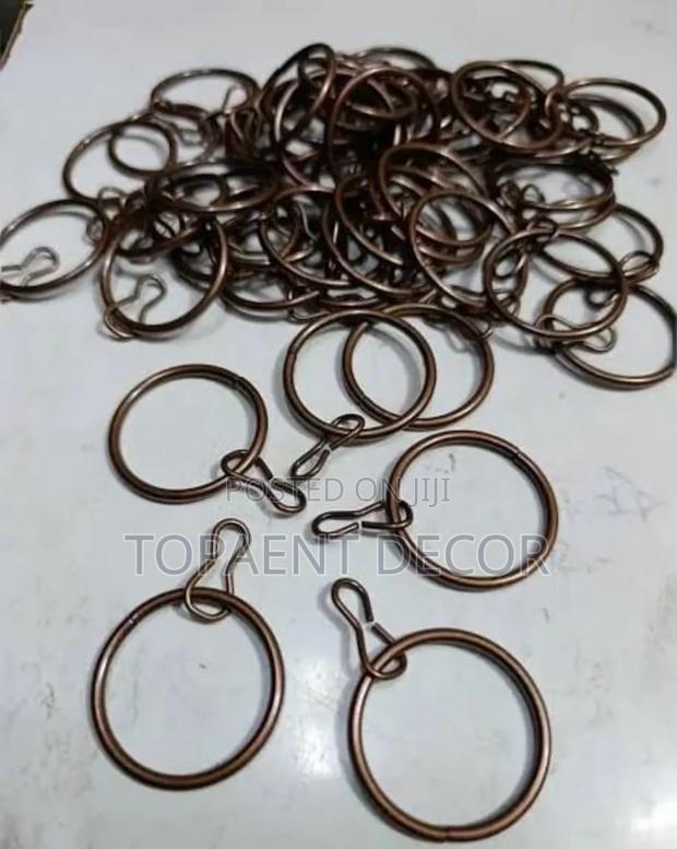 Brown , Strong And Durable Curtain Rods Drippery Rings