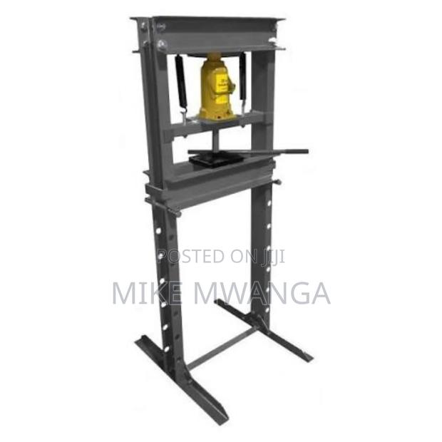 20 Ton Hydraulic Shop - main view