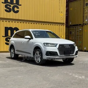 Audi Q7 45 SE Premium AWD quattro 2019 White