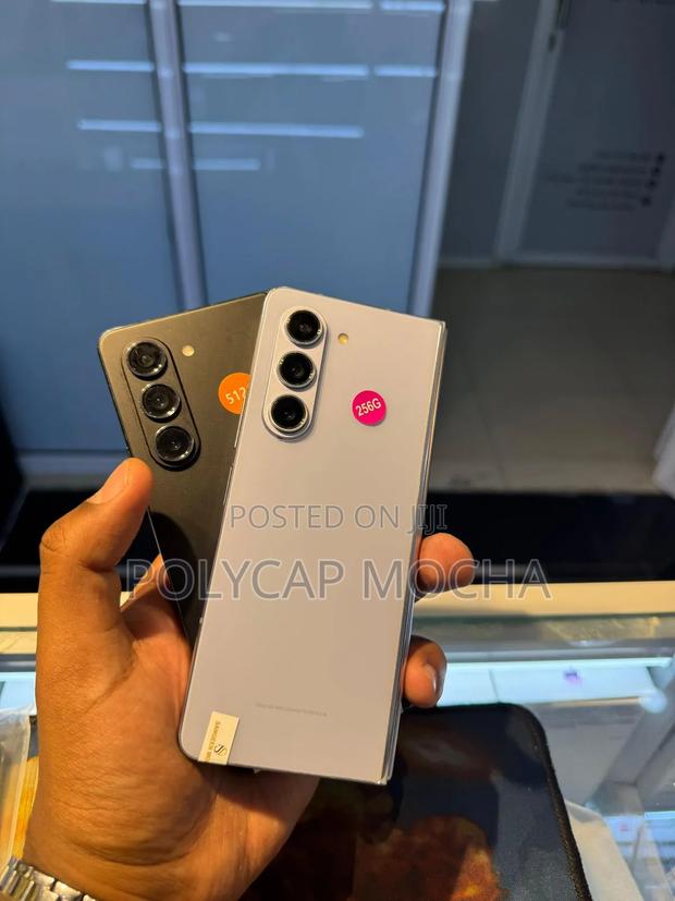 Samsung Galaxy Z Fold4 256 GB Black - main view