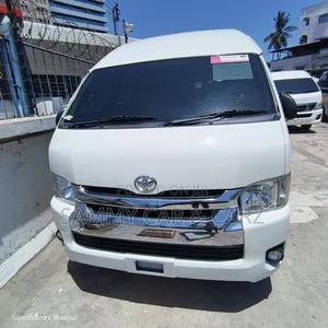 Toyota Grand HiAce 2019 White