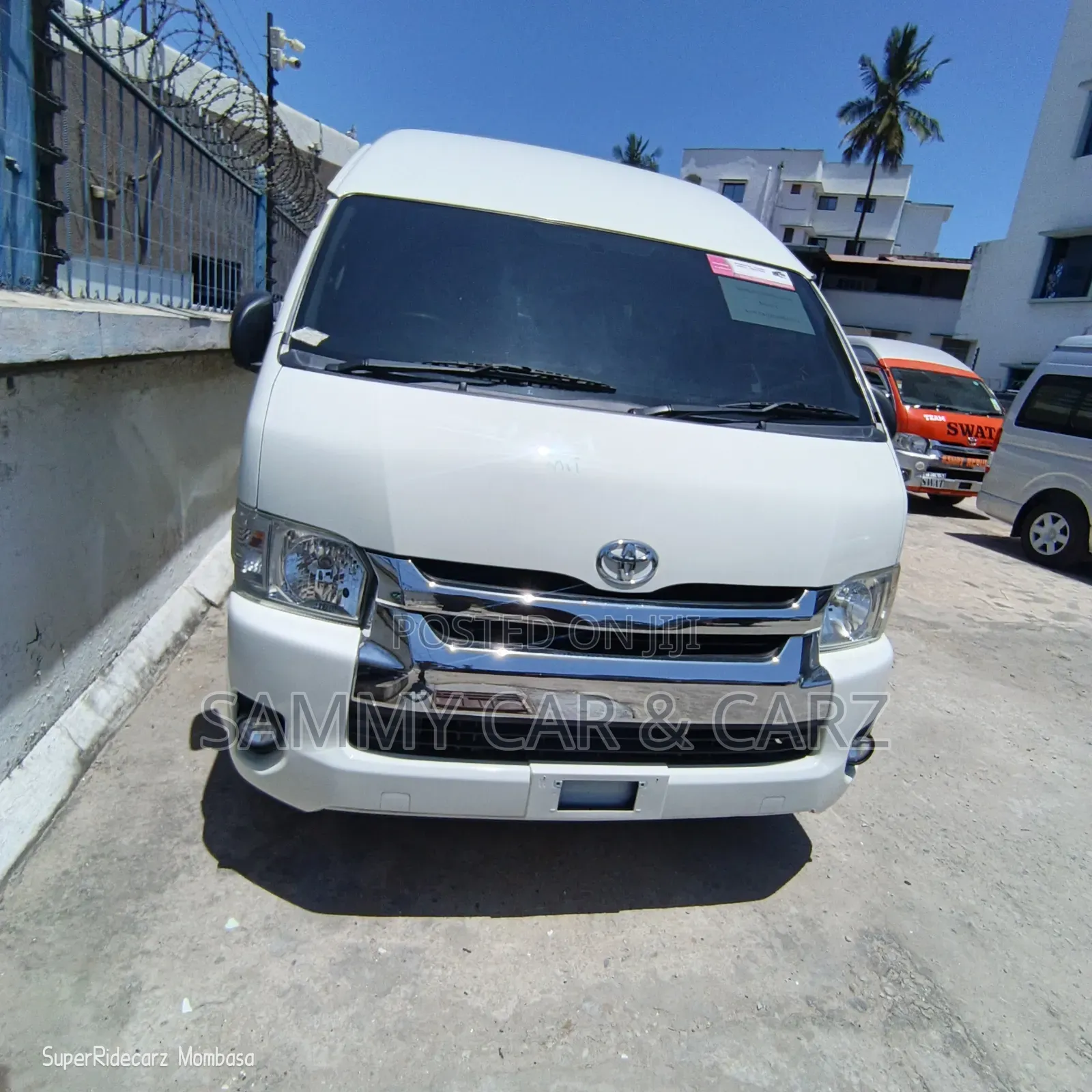 Toyota Grand HiAce 2019 White