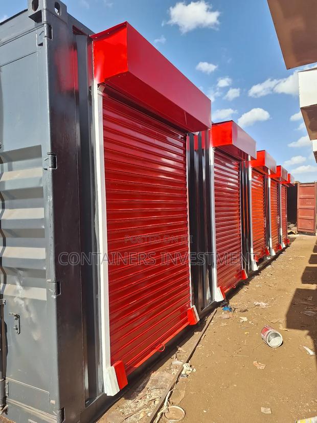 40ft Container Stalls Readily Available- In Dark Grey And Red. - thumbnail 4