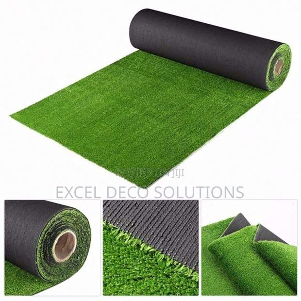 Artificial Grass Carpet – Garden Patio Turf - main view