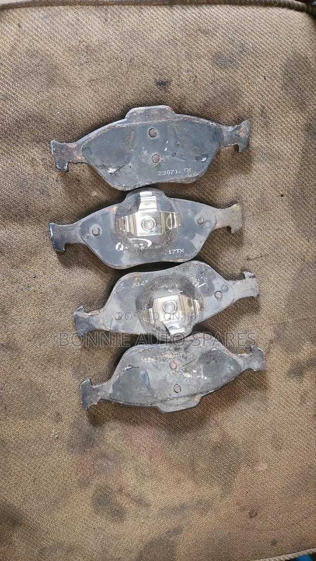 Mazda Verisa/Mazda Demio Brake Pads