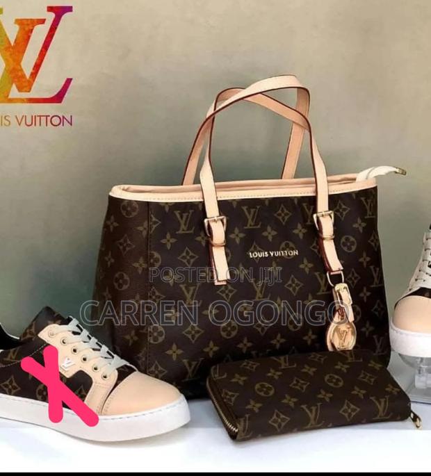 High End L v Design Women' S Handbags.