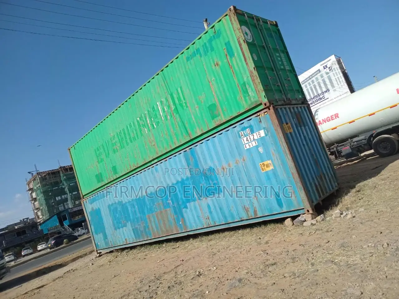 Clean 40ft Containers Ready for Fabrication