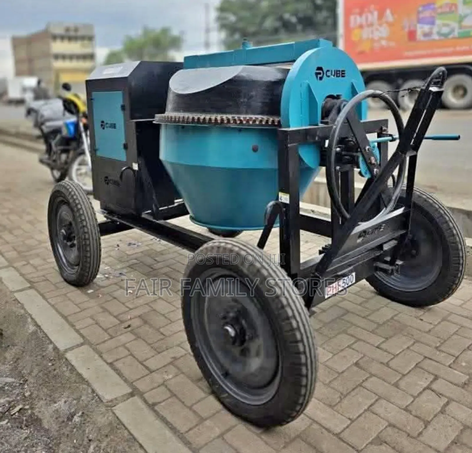 Cube Indian Concrete Mixer