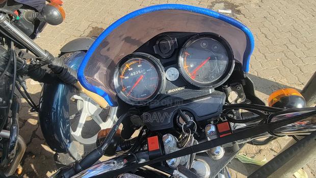 Bajaj Boxer 150 UG 2023 Black - main view